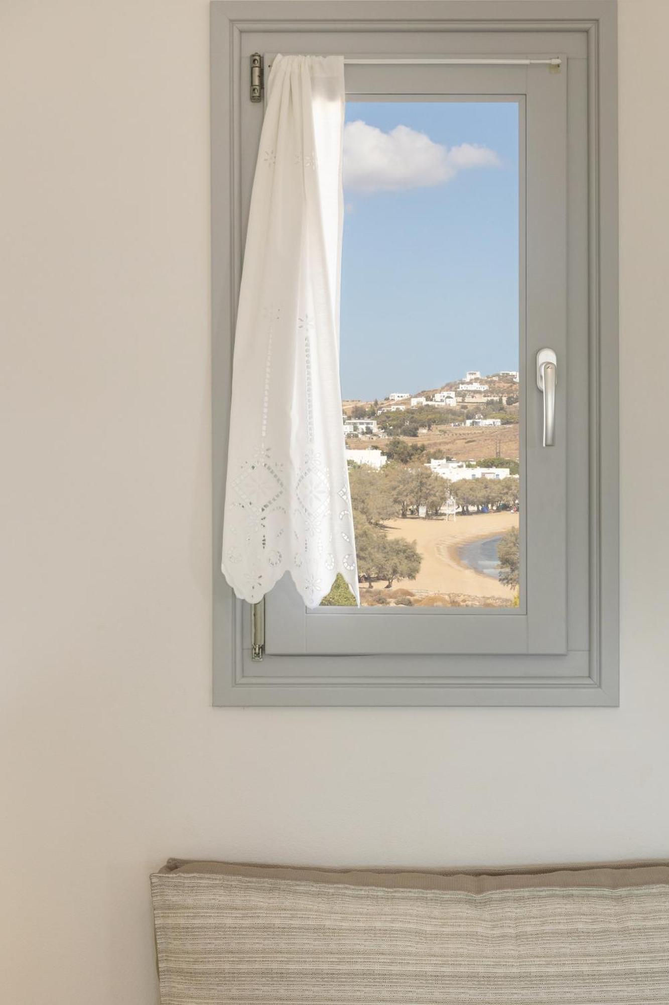 Paros Melodia Apartments Logaras Ngoại thất bức ảnh